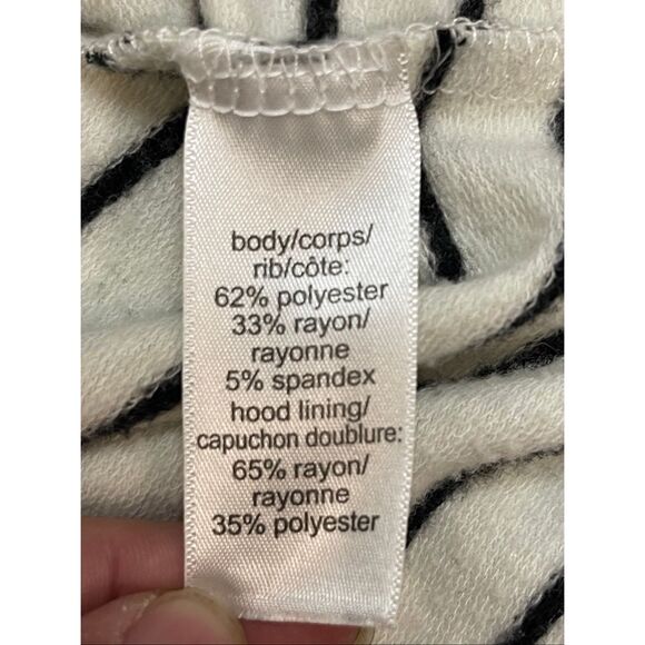 Maurices women’s bundle lot XL jacket and hoodie - Picture 8 of 13